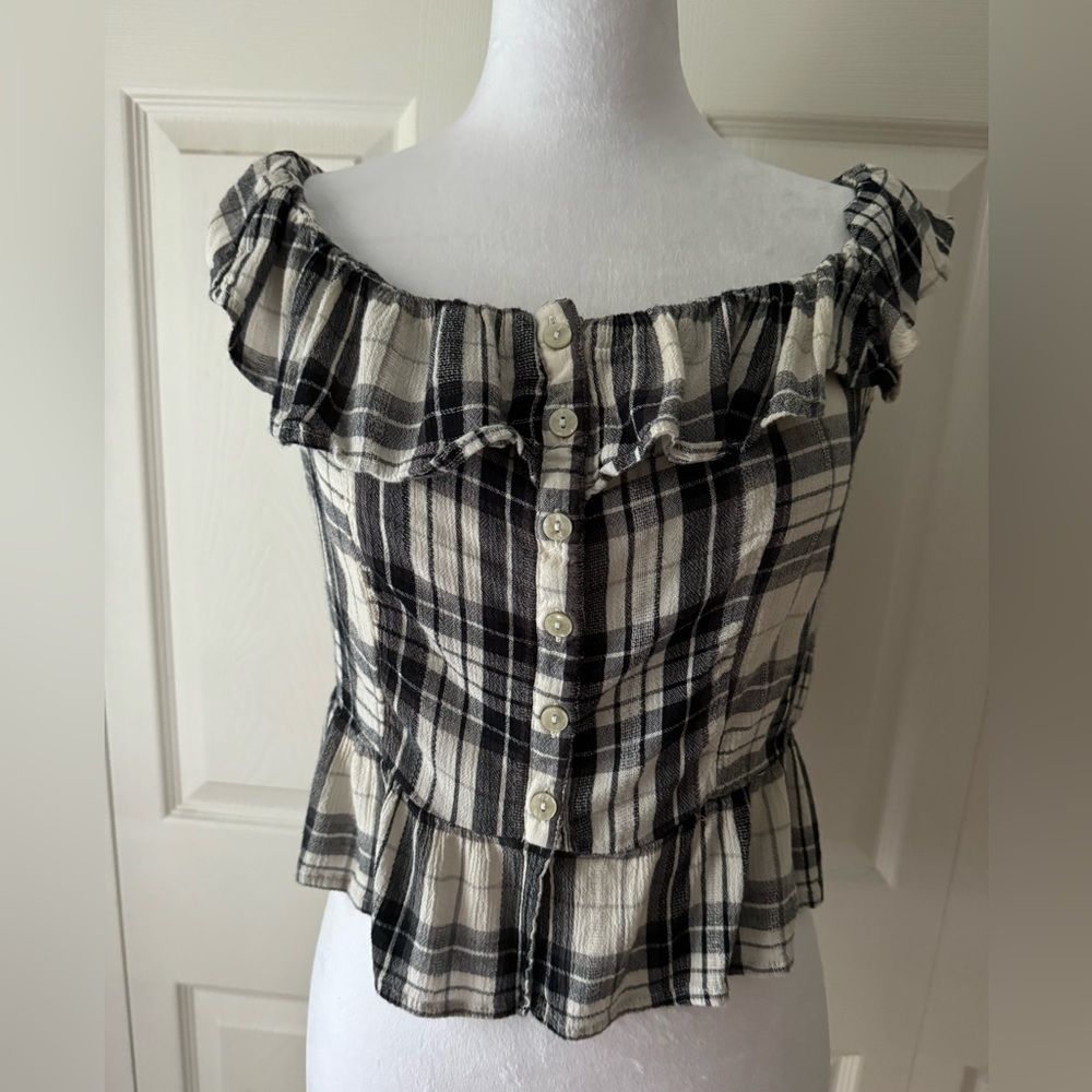 AE crop top - size M